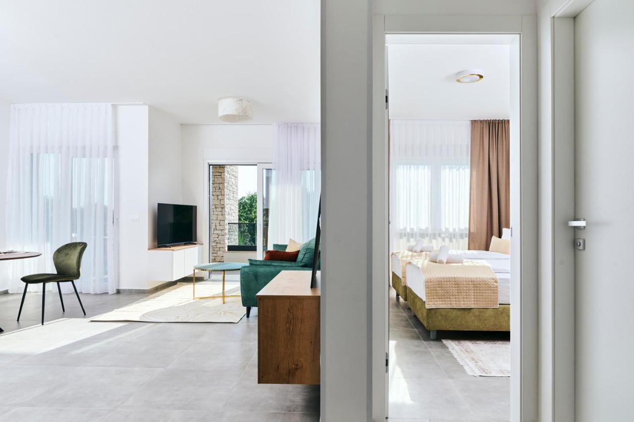 Apartments San Maris Umag Exterior photo
