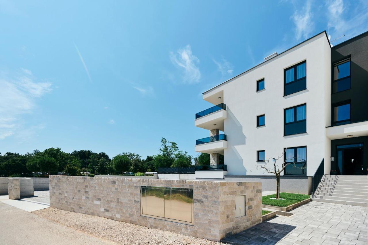 Apartments San Maris Umag Exterior photo
